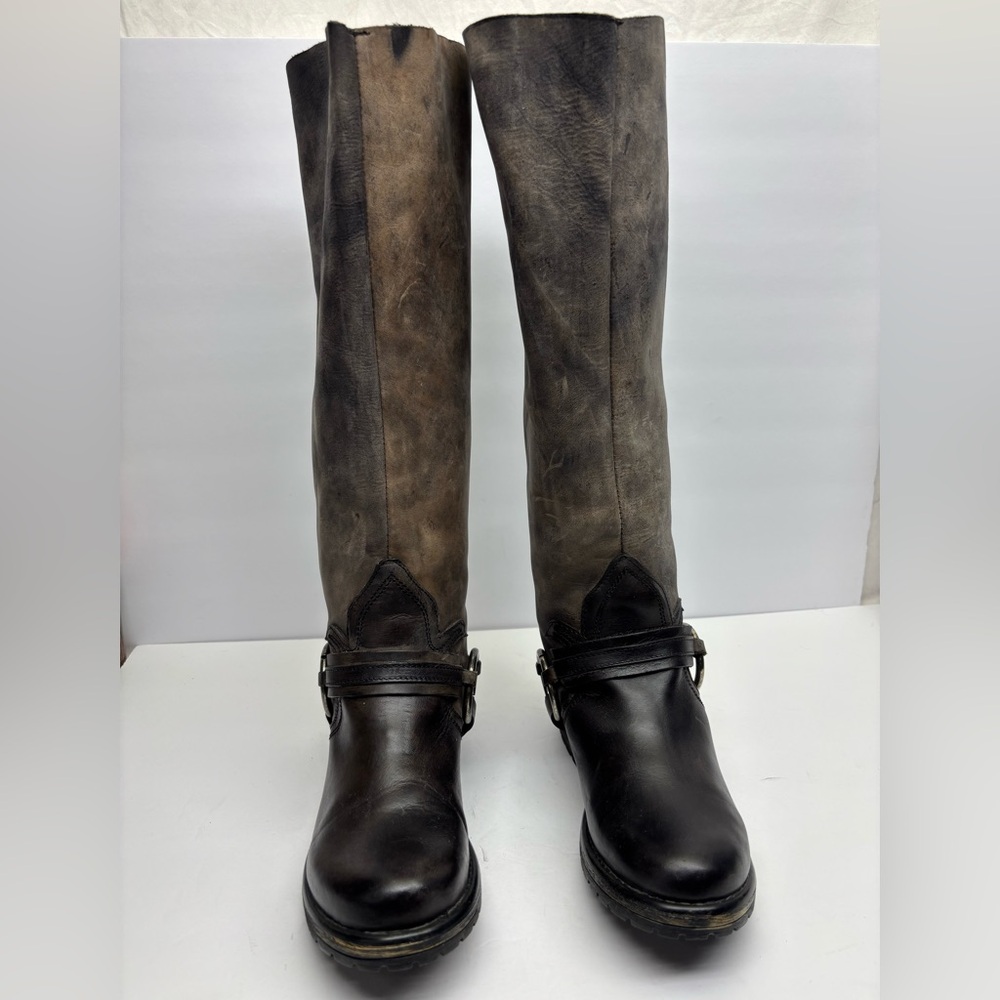 Steve Madden Two-Tone Leather Knee Boots. SZ 8 M